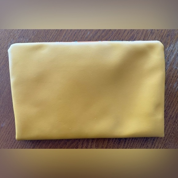 🌟 Rachel Pally Clutch Zahara Folding Floral Orange Blossom Vegan Leather - Picture 6 of 7